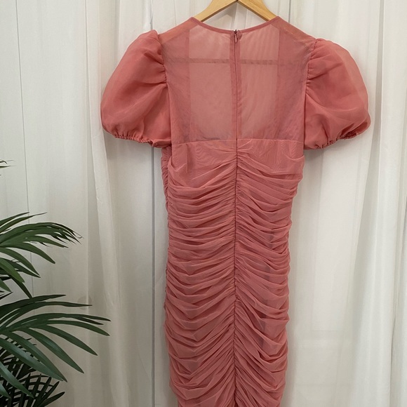 ✨NWT | Missguided | Blush Mesh Ruched puff sleeves dress - Picture 6 of 8